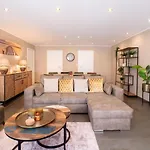 Philemon With Parking By Interhome *