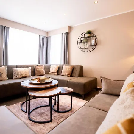 Philemon With Parking By Interhome Apartmán